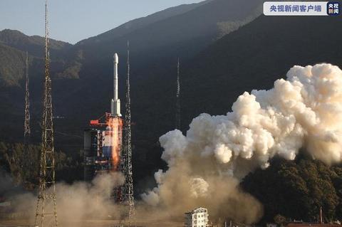 印度一次性成功發(fā)射104顆衛(wèi)星 創(chuàng)下歷史記錄(圖1)